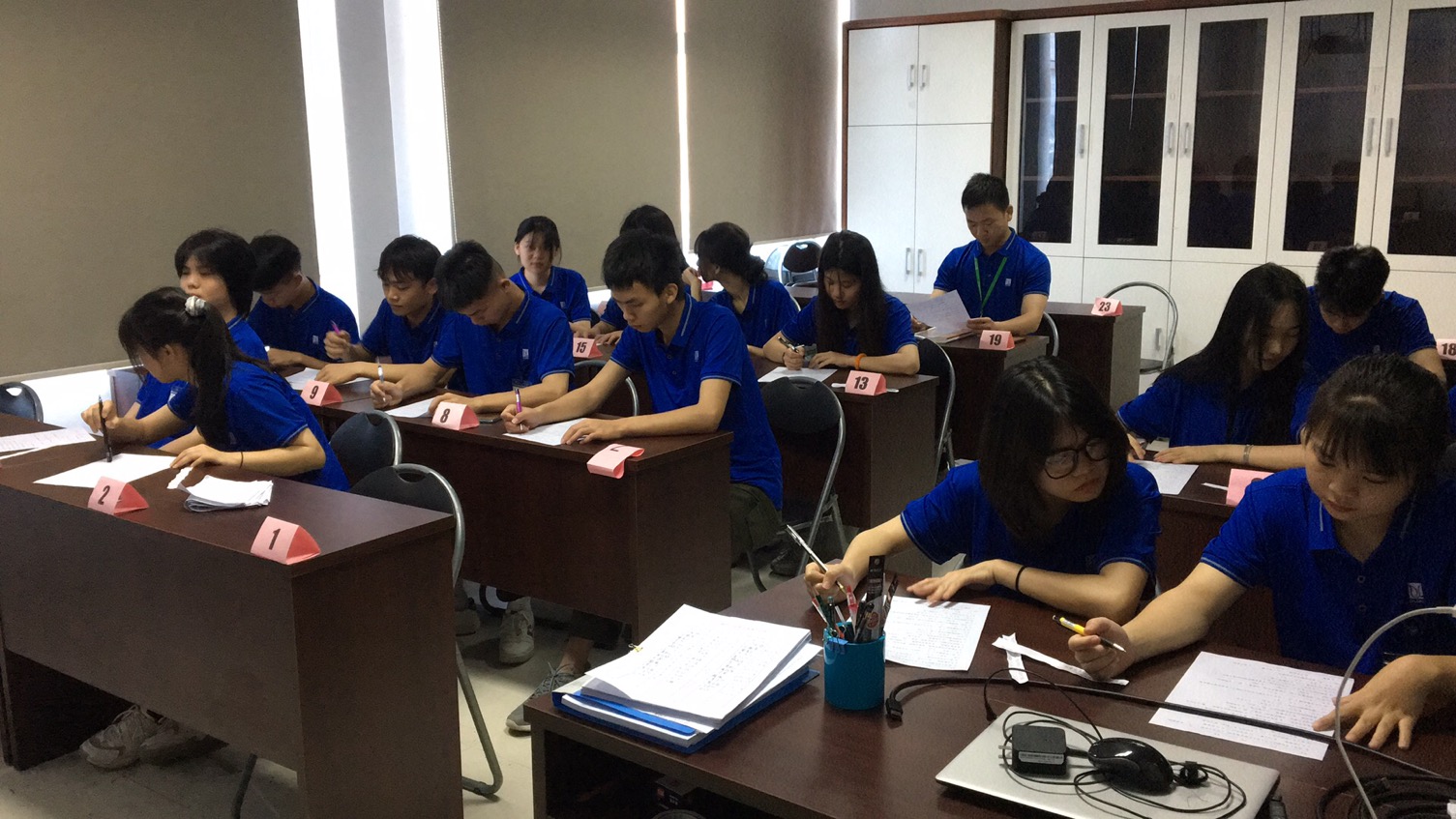 0d3f847a8cb764f1b379ace08189236.jpg 0d3f847a8cb764f1b379ace08189236.jpg